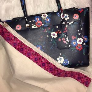 NWOT Parker Large floral tote pansy bouquet